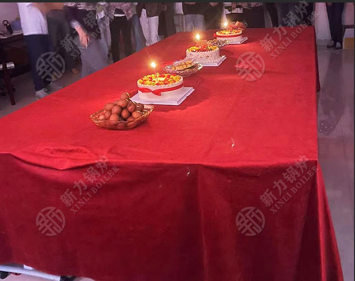 欢聚一堂：真人游戏锅炉员工生日会与营业孙钢锋8年谢谢会同庆